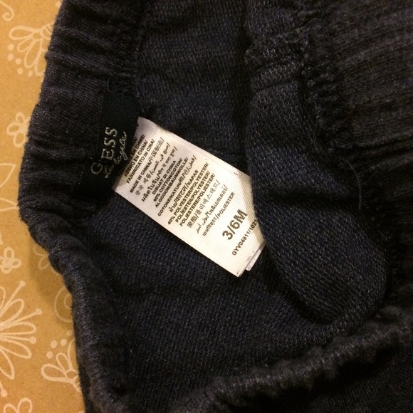 [guess] boy’s bottoms pants jogger 3-6 months - Picture 4 of 4